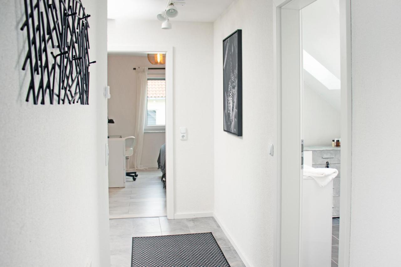 Blackncozy - Design Appartement Mit Boxspringbett Und Balkon Lörrach Kültér fotó
